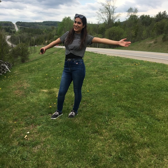 Meet your Posher, Anuradha - Picture 1 of 1